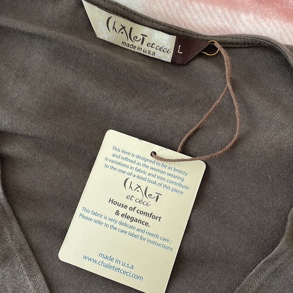 Olive asymmetrical zipped up long sleeved dress - Picture 5 of 5